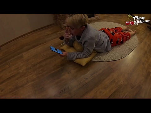 ❤️ Šialená blondínka fajčí obrovský penis a skáče na ňom - análny sex ❤❌ Jedinečné porno na sk.porn-milf-300.ru ❤